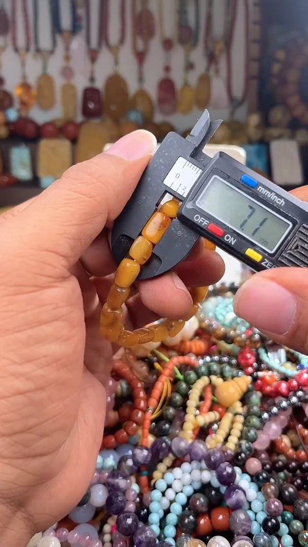 裸石琥珀未镶嵌机*猫一物一拍 004432