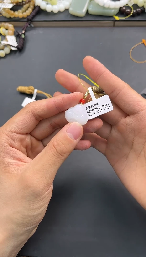 未镶嵌手串和田玉且末天泰白玉佛公微色差