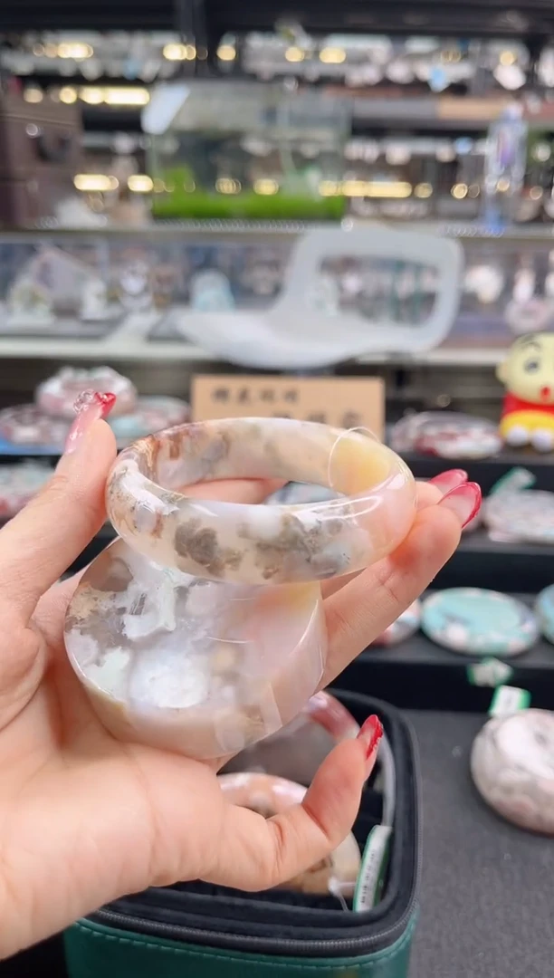 未镶嵌手镯石英质玉56圈口（赠品镯心）65572186