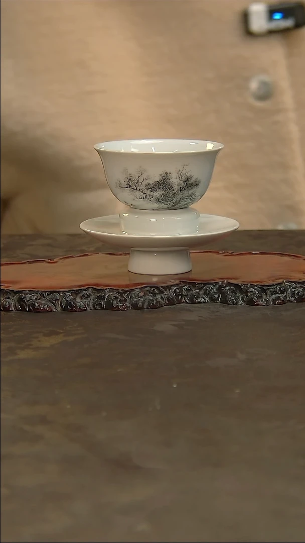 【闪购商品】青花手绘主人杯！