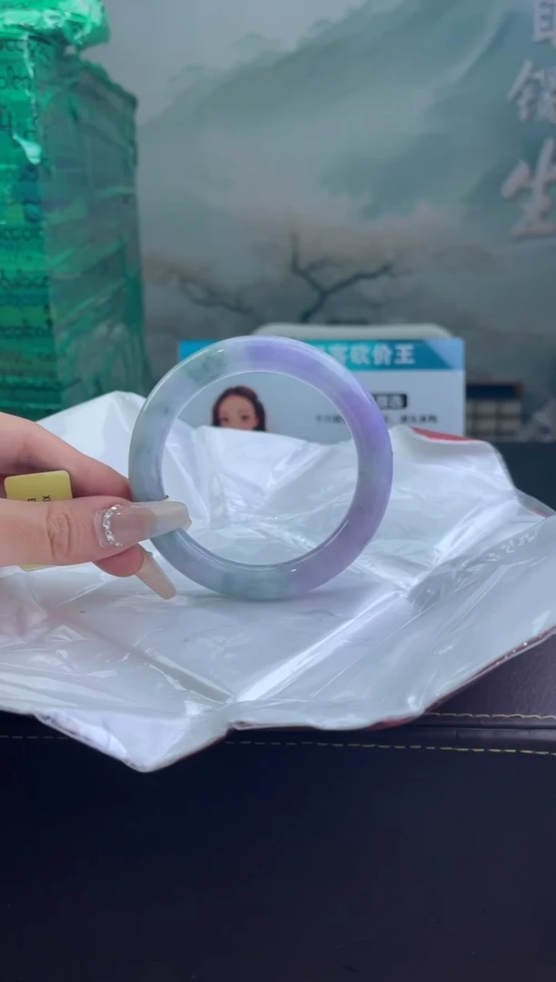 翡翠手镯未镶嵌16