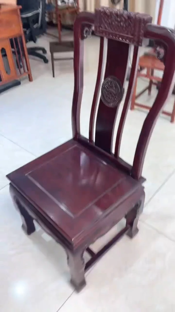 黑酸枝木类成套家具餐椅