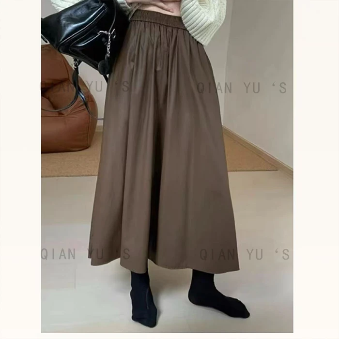 【Qian Yu‘s】秋冬显瘦气质休闲松紧腰肌理感皮裙半身裙百搭9331