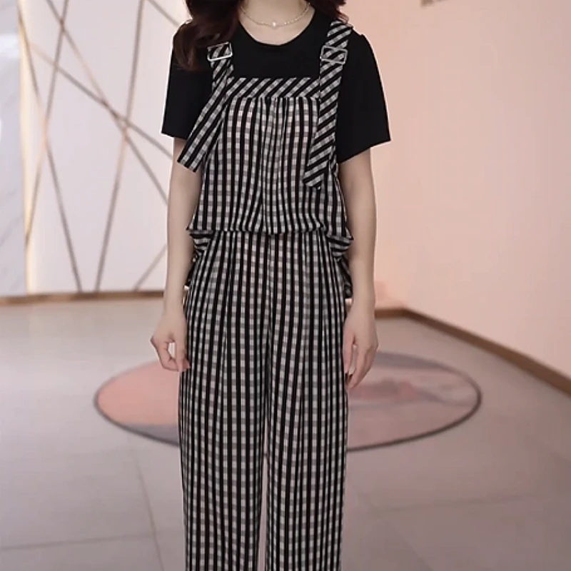 2025夏季新款时尚上档次洋气休闲收腰显瘦减龄格子背带休闲裤套装