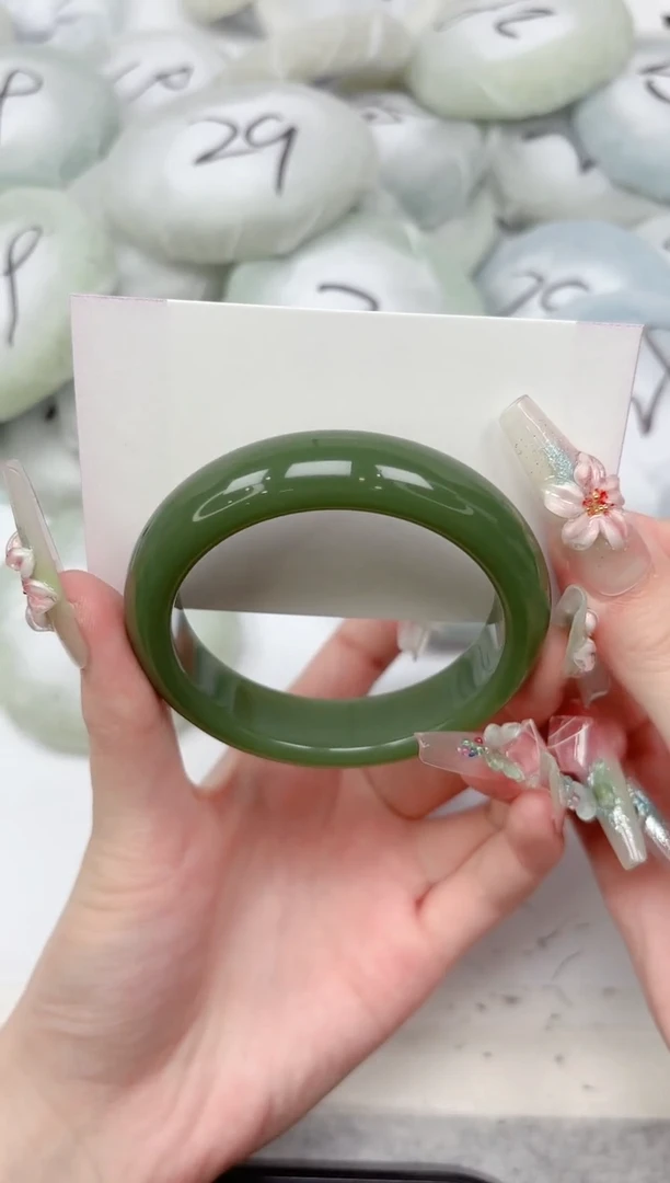 未镶嵌手镯石英质玉254-54.4