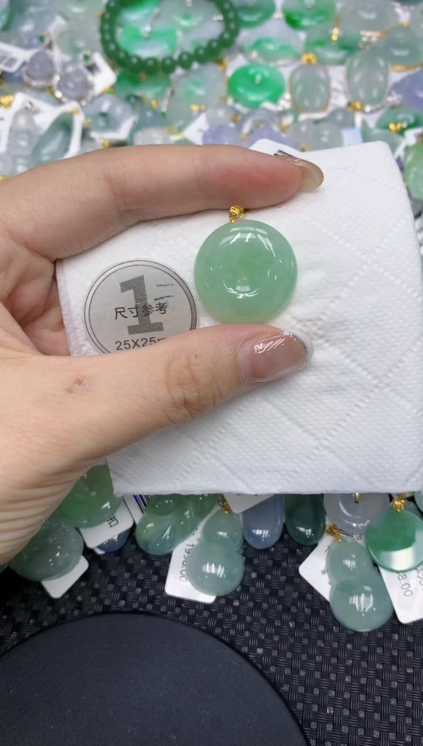 颈饰18K金镶嵌翡翠11111111