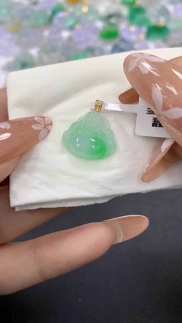 颈饰18K金镶嵌翡翠a货假一赔三支持复检百元上9元证书费自理