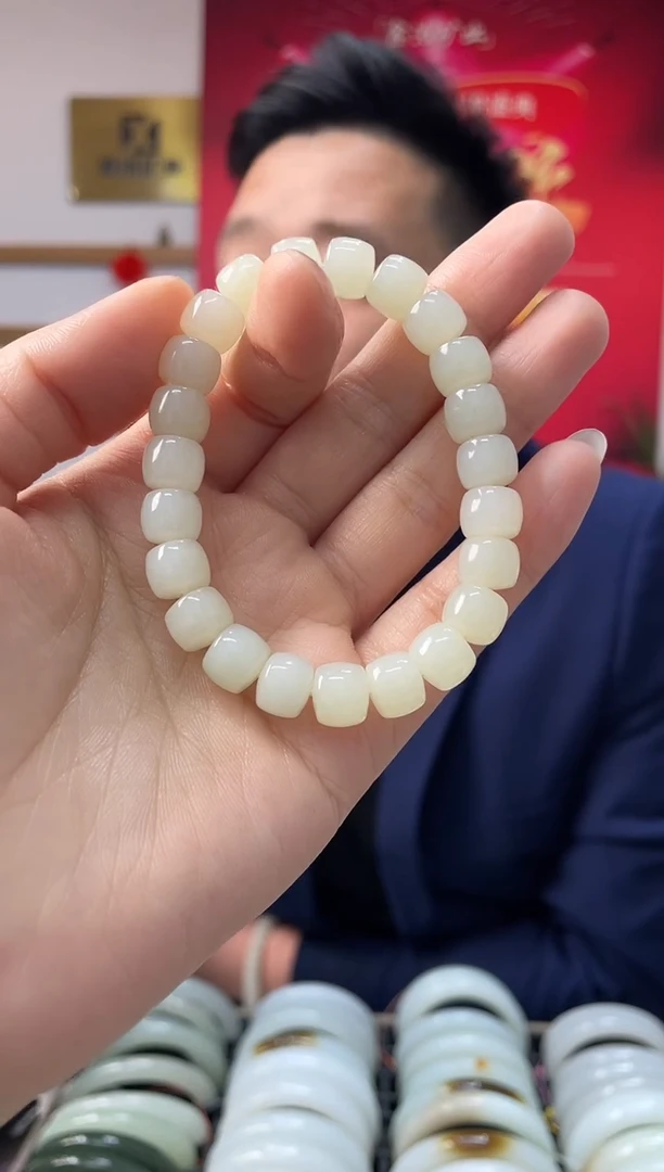 【闪购商品】和田玉手串未镶嵌于阗极限弧卡9-8手串随机发一件