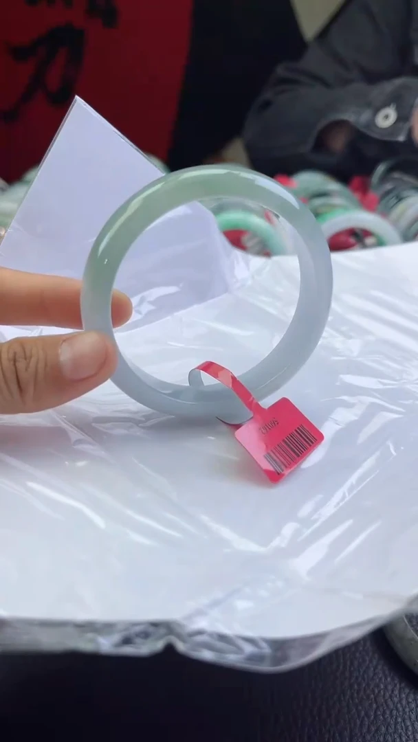 【闪购商品】翡翠手镯未镶嵌翡翠手镯