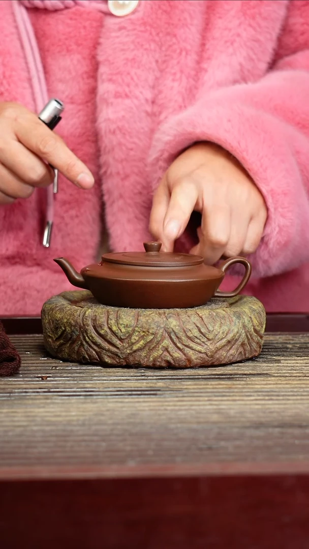 宜兴原矿紫砂壶茶壶宜兴原矿紫砂壶茶壶100C