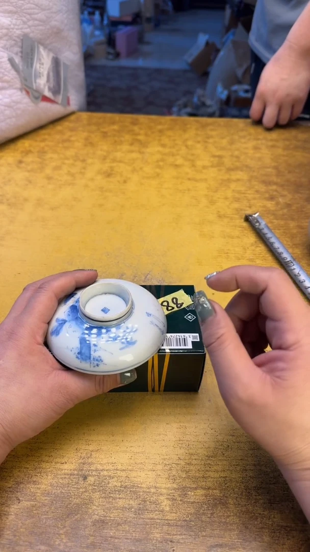 瓷器瓷器瑕疵老破旧88坚强碗