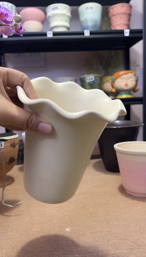 白陶磨砂口12高17