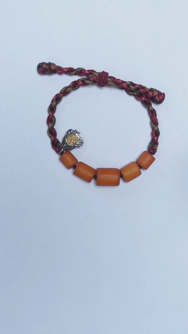 未镶嵌颈饰琥珀橘皮老蜡桶珠手绳