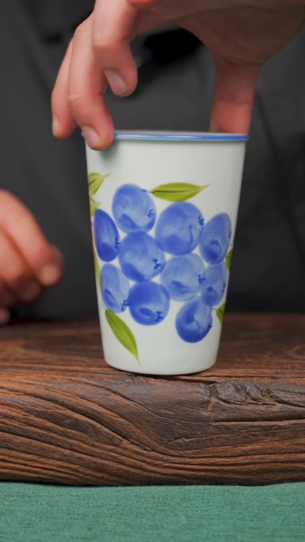 【闪购商品】瓷片105寻一缕瓷香杯釉下手工手绘瓷器