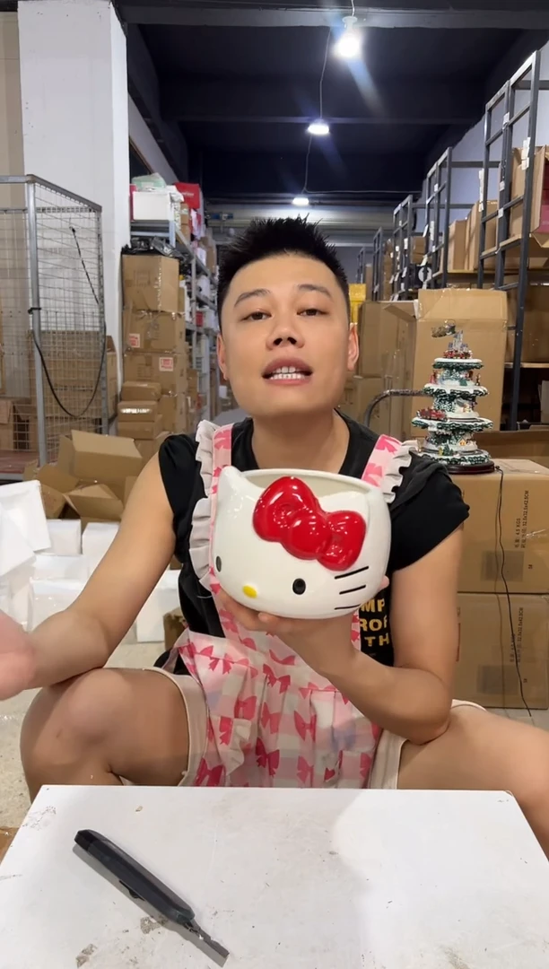 瓷片大号红色kt猫花盆
