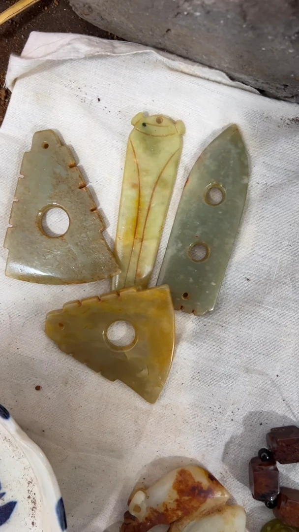 未镶嵌和田玉挂件一单4个