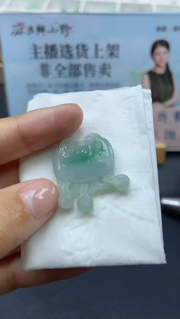 定制翡翠未镶嵌天然翡翠A货163