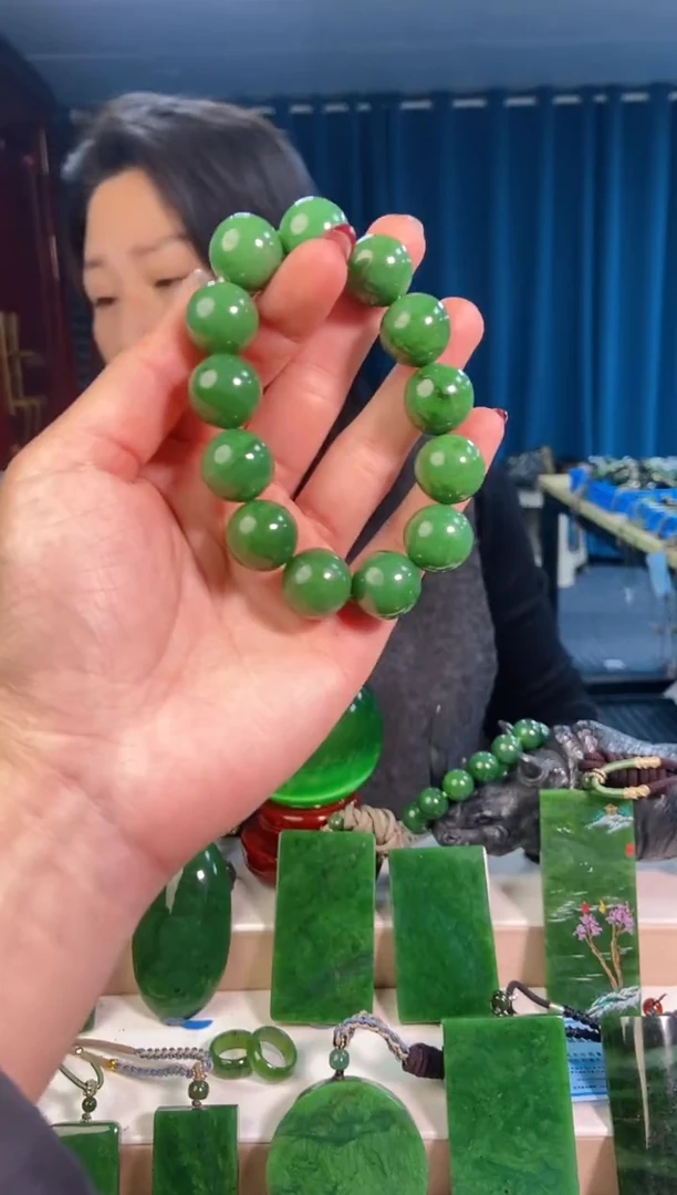 【闪购商品】和田玉挂件未镶嵌1