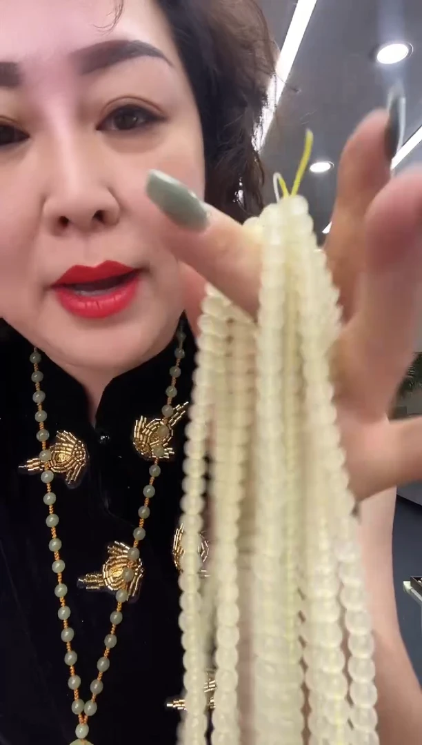 项链多样式发货随机发一