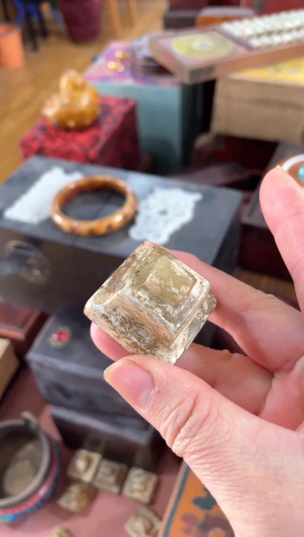 【闪购商品】1宫廷影视老旧工艺摆件