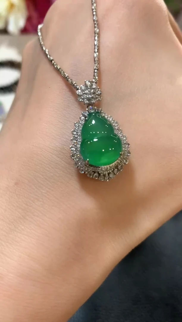 吊坠(不含链)18K金镶嵌翡翠z119