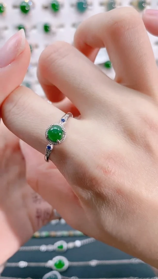 【闪购商品】翡翠戒指银S925镶嵌天然翡翠