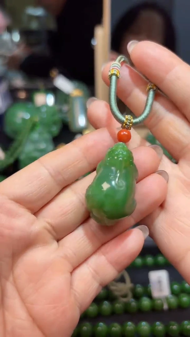 【闪购商品】和田玉（碧玉）颈饰未镶嵌1