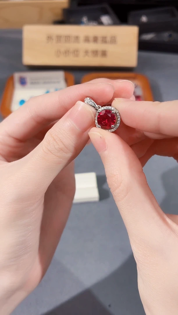 吊坠(赠链)银S925镶嵌红宝石红宝吊坠