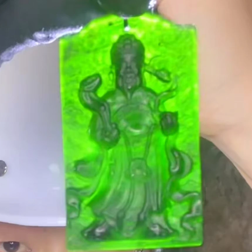 【集团·福利】蛇纹石玉未镶嵌随机发货一个/翠绿财神加原石摆件