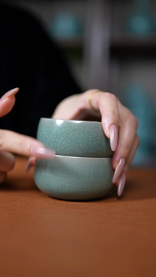 瓷片仿古翡翠绿纯手禅定杯