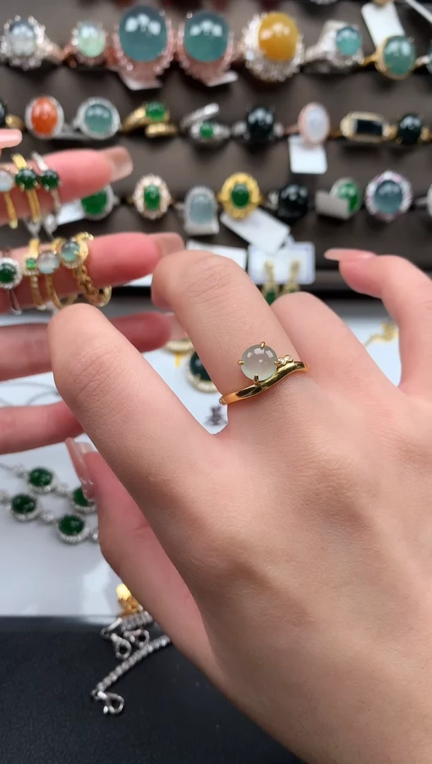 【闪购商品】翡翠戒指银S925镶嵌623521