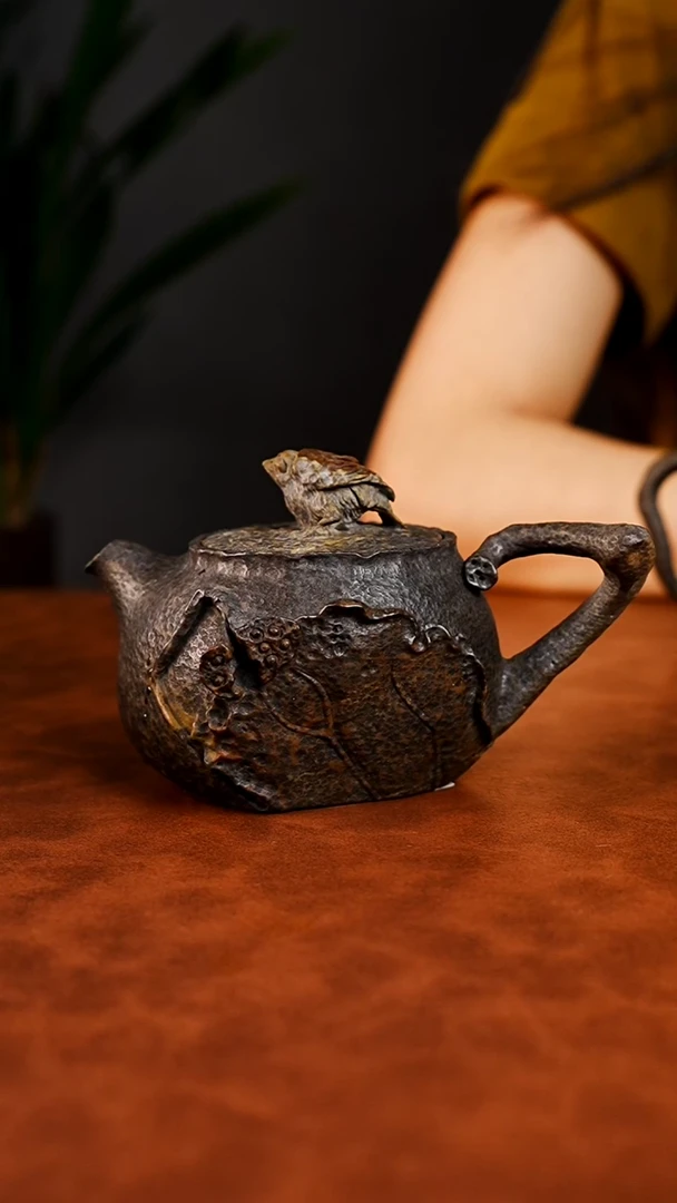 ?**叔冰碛岩石头茶壶