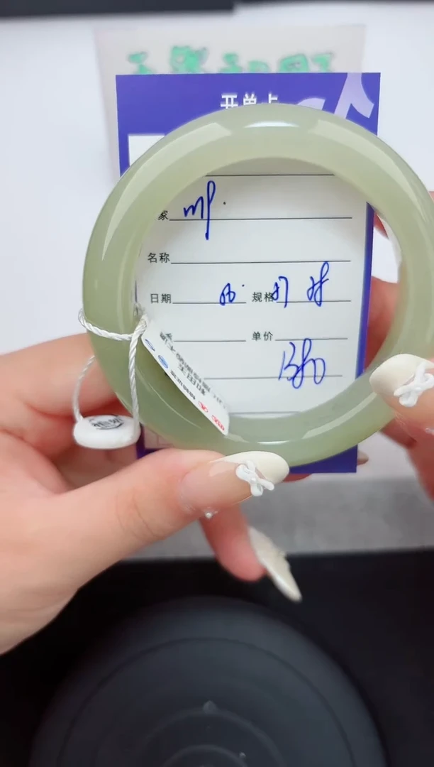 和田玉手镯未镶嵌19嗨购微色差T4