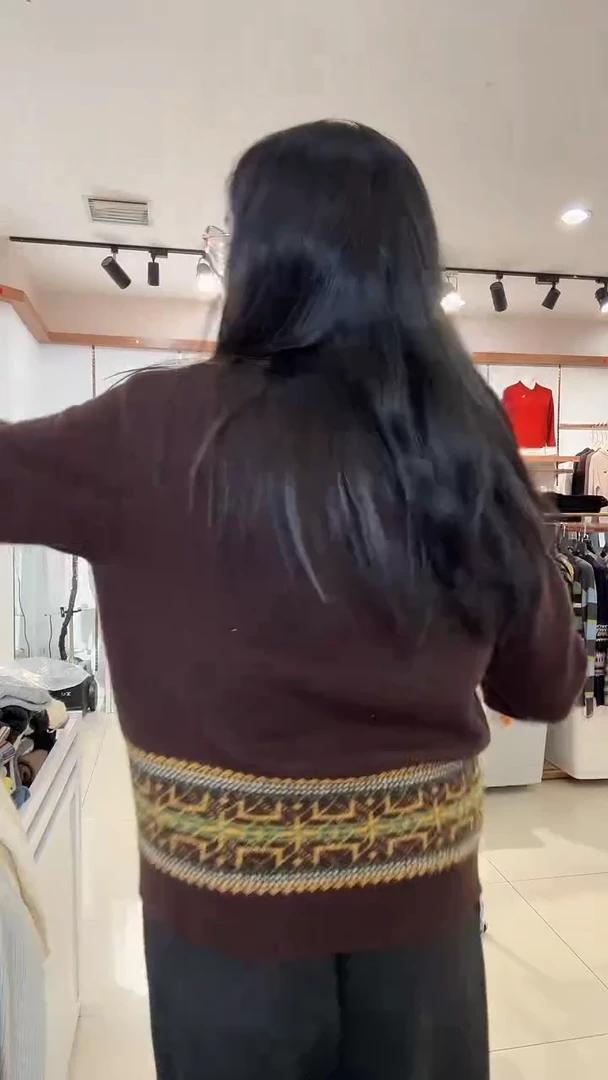 宁**远8268-14 咖色费尔岛 均码