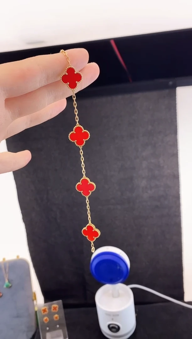 【闪购商品】玛瑙/玉髓手链18K金镶嵌.