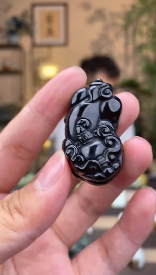 和田玉未镶嵌吊坠(不含链)1