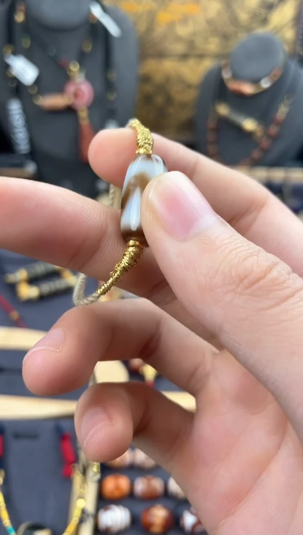 【闪购商品】玛瑙/玉髓颈饰未镶嵌虎牙手编绳