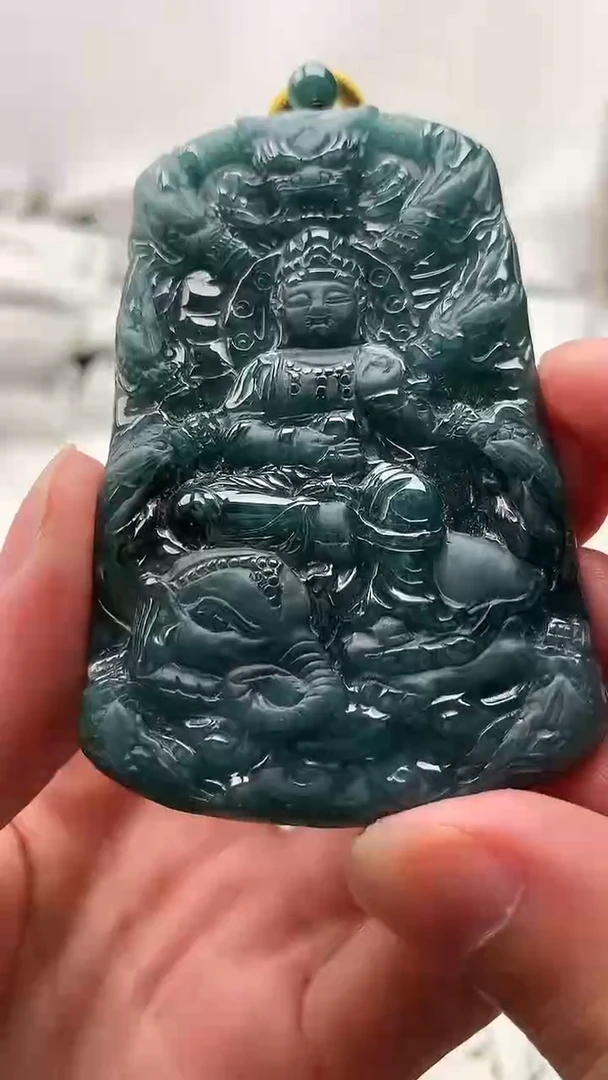 翡翠未镶嵌颈饰普贤