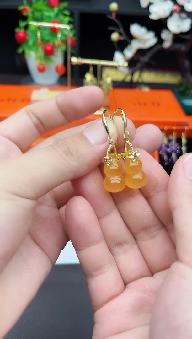 玛瑙/玉髓耳饰未镶嵌333000