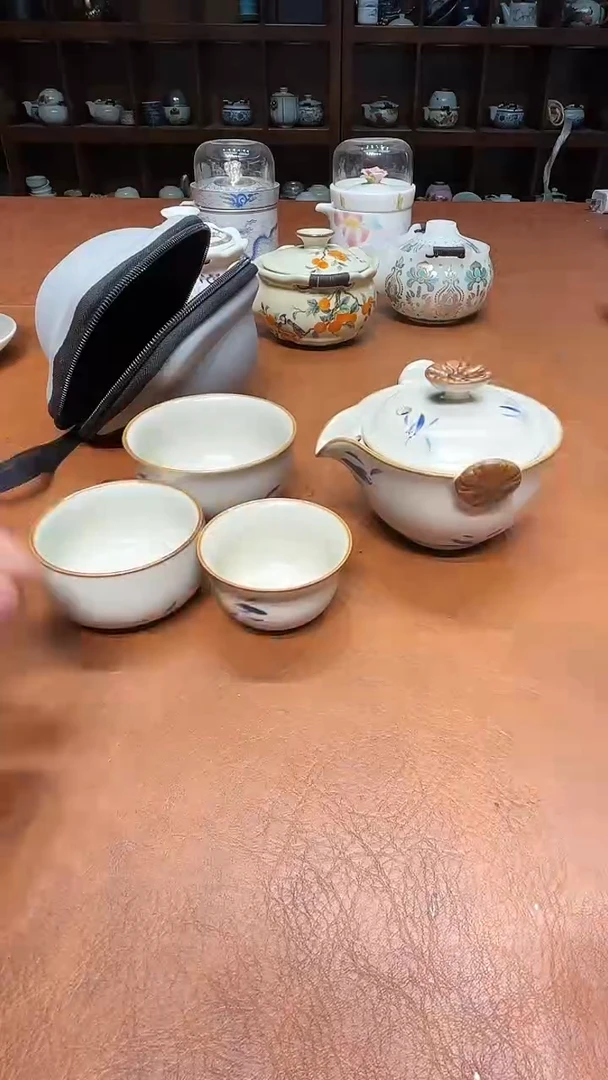 高雅艺术瓷简单清