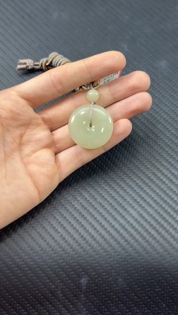 和田玉未镶嵌吊坠(赠链)于田微色差平安扣SJ