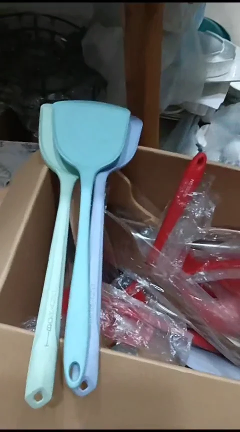 瓷Y*硅胶铲三个装511