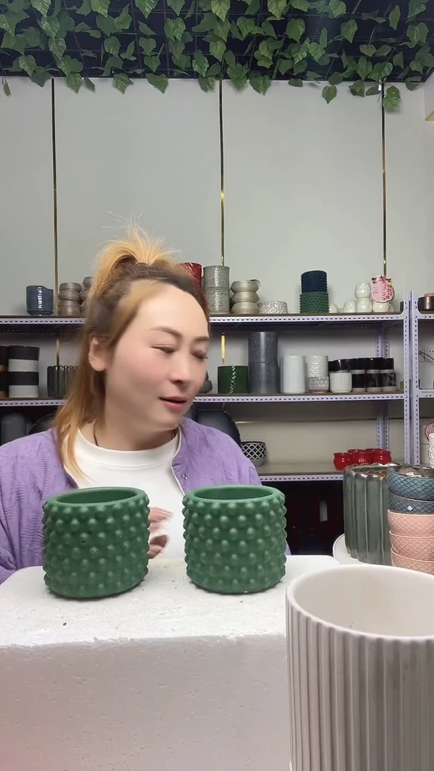 默认打孔陶瓷花盆宽高8-8两个