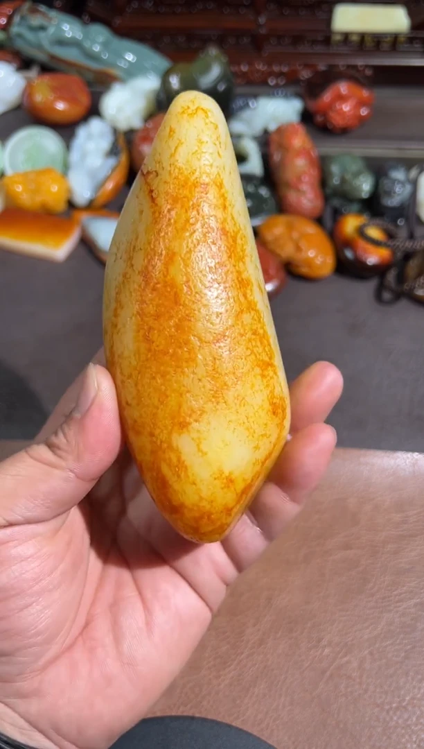 未镶嵌和田玉把件厚**物和田玉