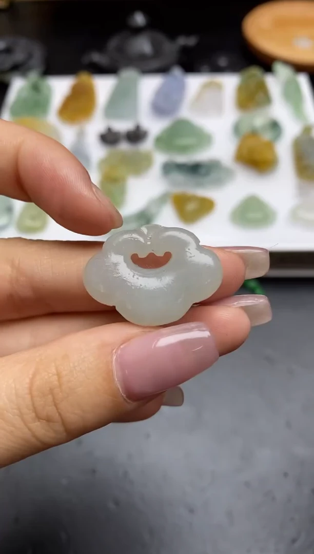 【闪购商品】定制翡翠未镶嵌翡翠毛货~