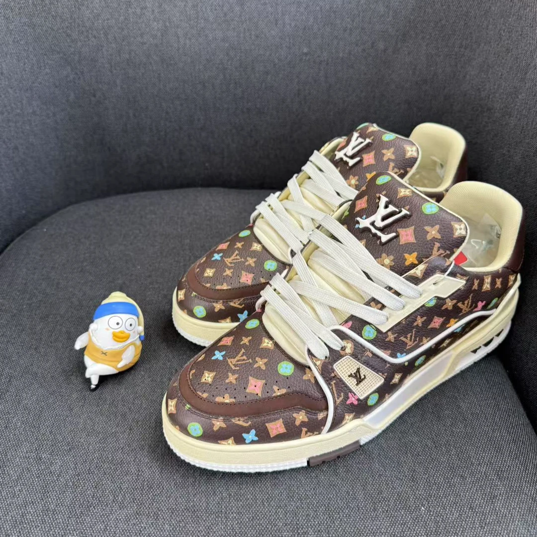 全新未使用 LouisVuitton/路易威登 村上隆糖果棕老花trainer板鞋