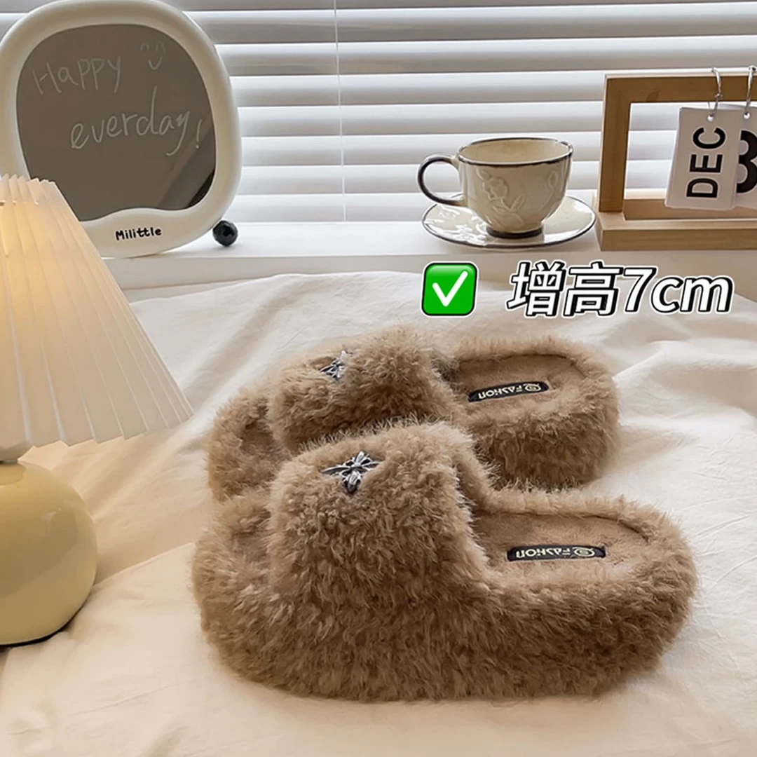 2025新款摇摇底保暖十字架厚底一字带毛毛拖鞋女外穿