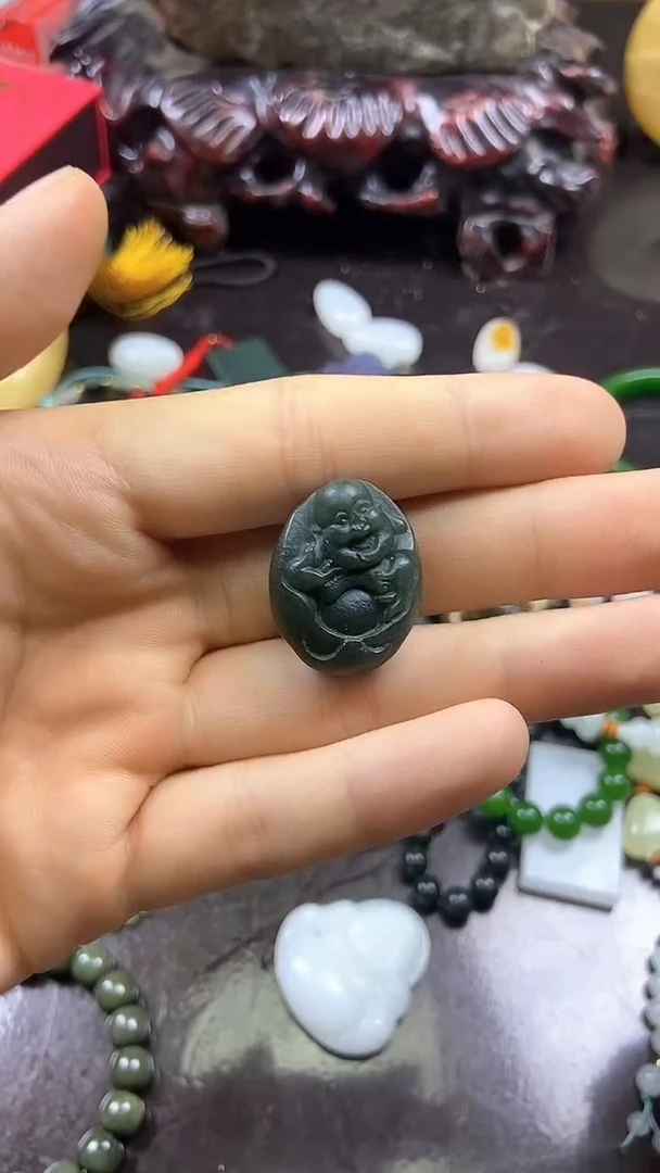 和田玉未镶嵌颈饰主播推荐！！主播推荐！！