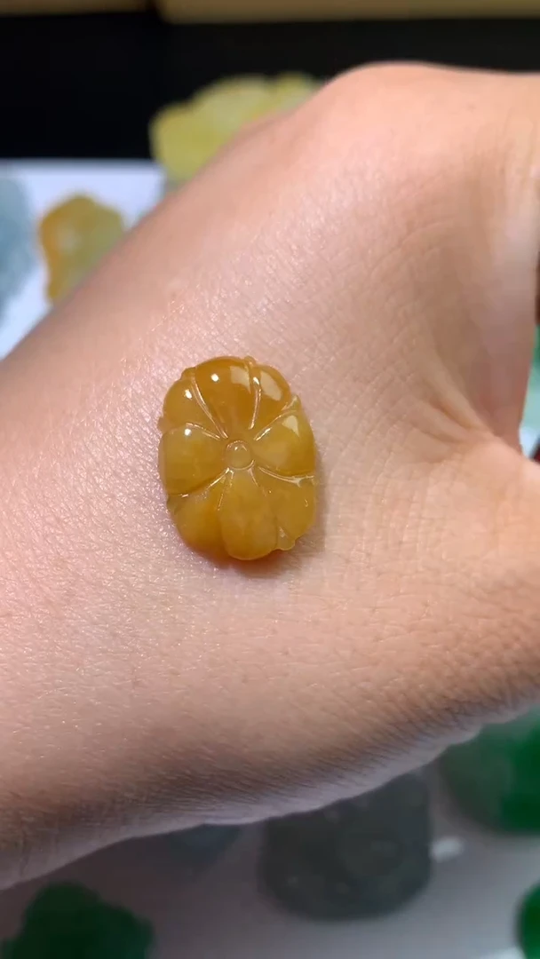未镶嵌定制翡翠毛货