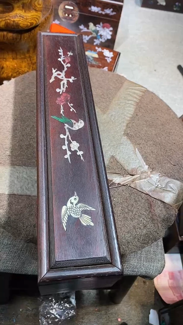 木木雕款盒子一个